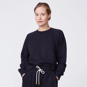 Wrinkle Resistant 90's Classic Raglan