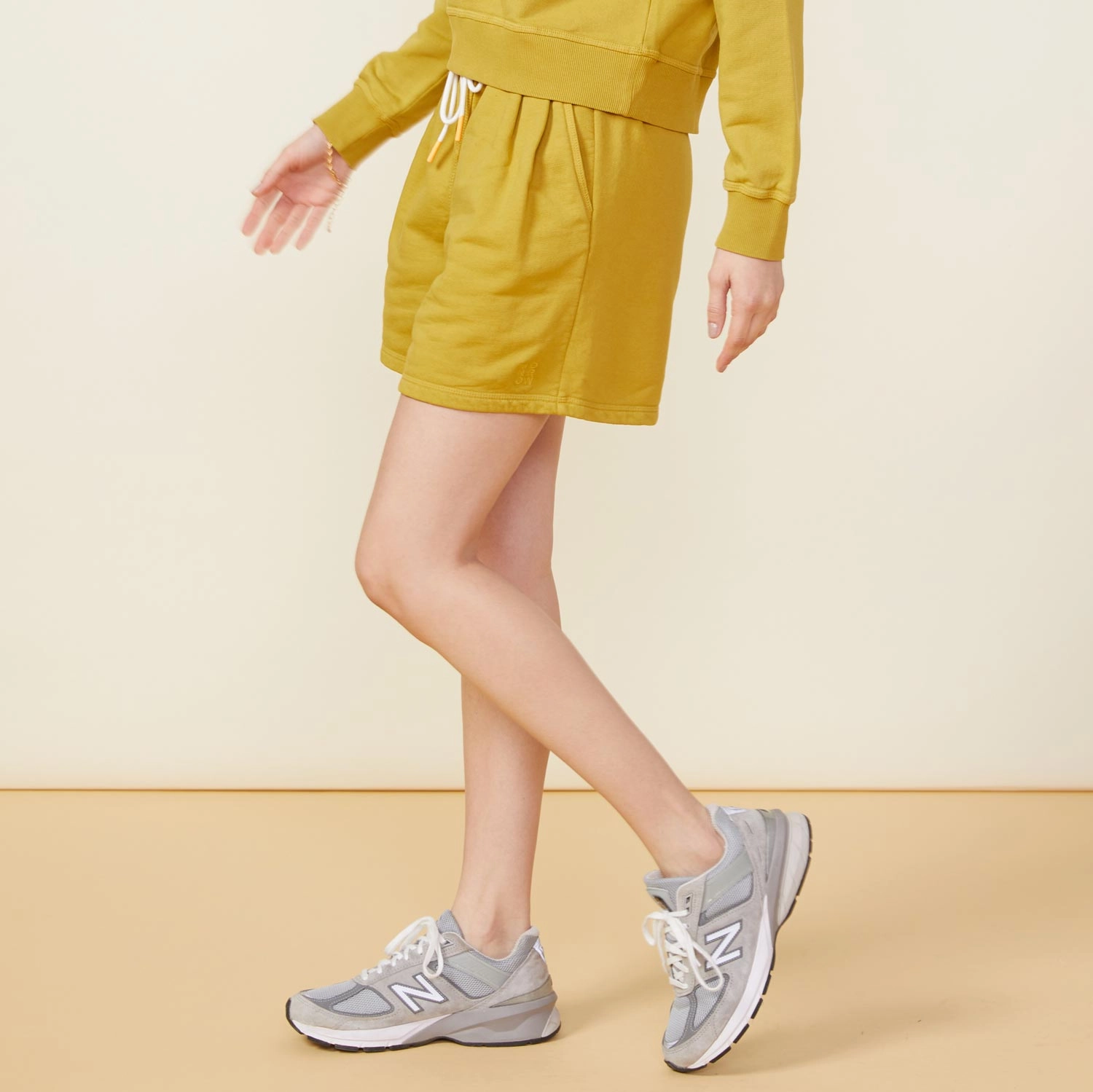 90's Classic Sweat Short Bright Colors