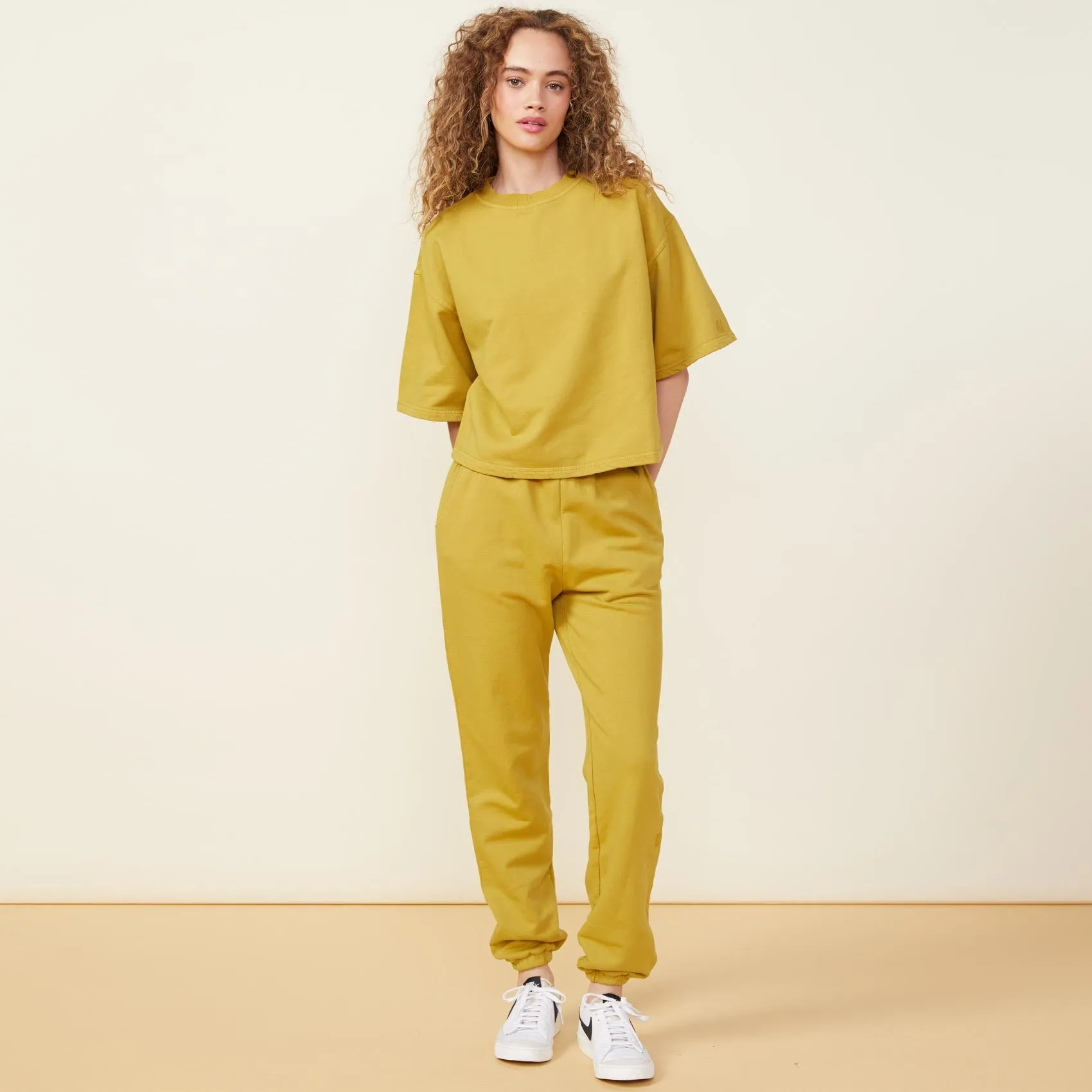 90's Classic Joggers Polished Vibe