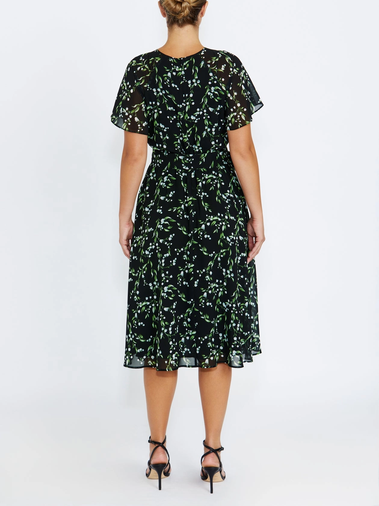 Ainara Valley Chiffon Dress Shape Enhancing