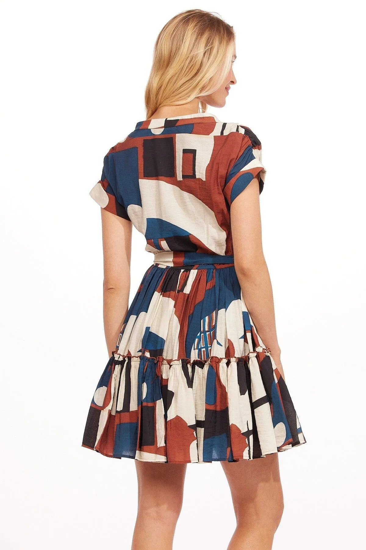 All-Day Wear Ulani Dress ?C Shasta Daisy