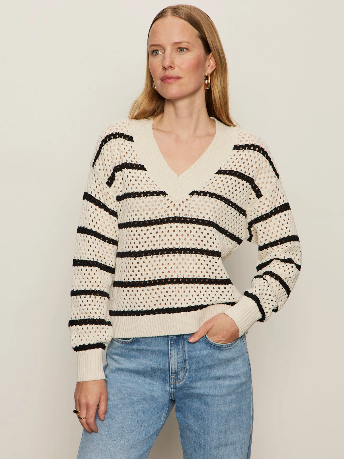 All-day Comfort Airy Openwork Sweater Chalk Black Stripe