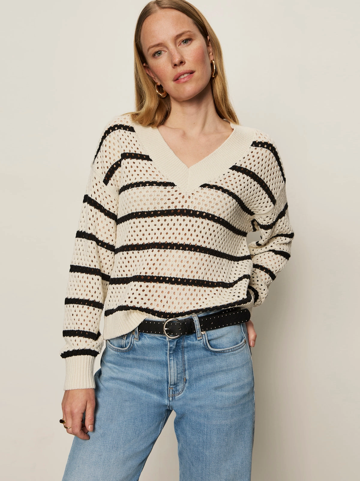 loose hem Airy Openwork Sweater Chalk Black Stripe