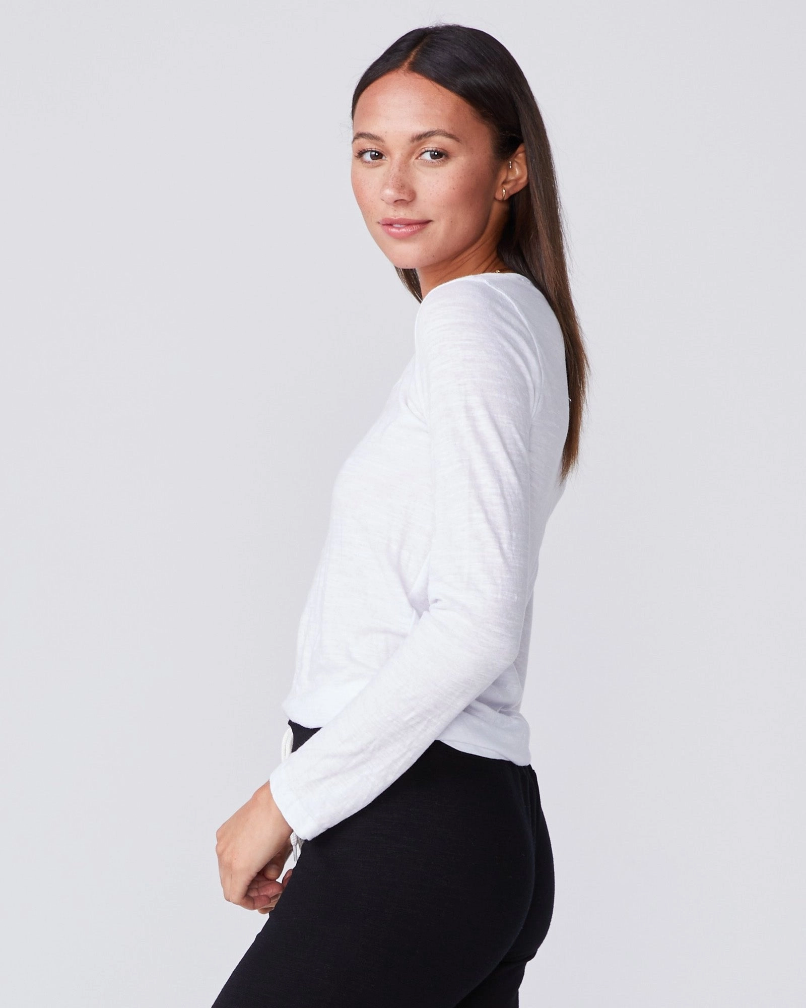 All-Day Wear Textured Tri-Blend Fitted Long Sleeve Crew