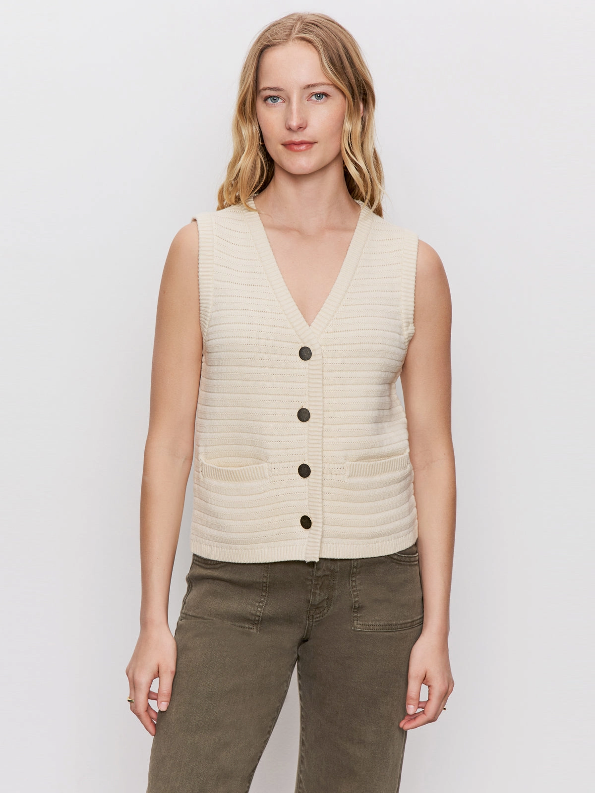 anti smell Textured Sweater Vest Macrame