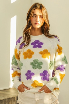IP6448-04 | MULTI COLOR FLOWER EMBROIDERY KNIT PULLOVER Love Energy Modern Ease