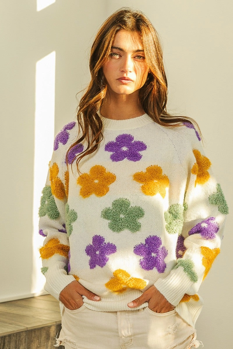 IP6448-04 | MULTI COLOR FLOWER EMBROIDERY KNIT PULLOVER Love Energy Modern Ease