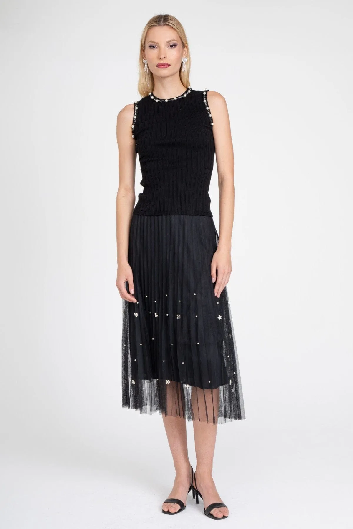 Abstract Motif Craftsmanship Focus Black Pearl Pleated Skirt