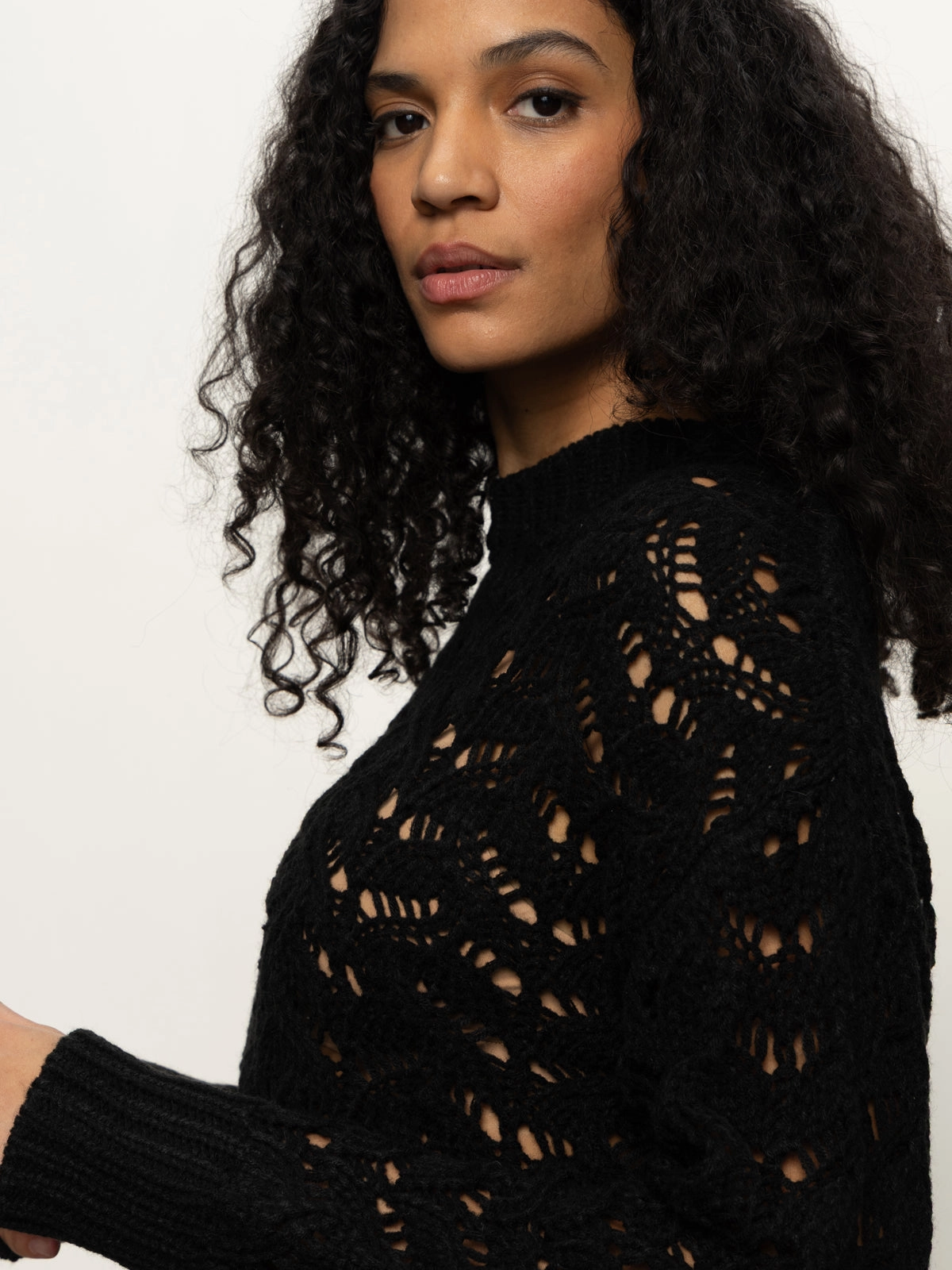 Boheme Popover Black Cozy Look