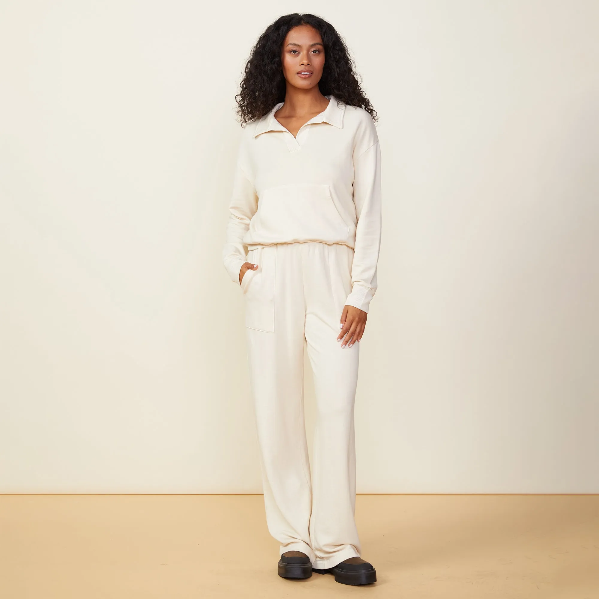 Breathable Trend Supersoft Fleece Patch Pocket Sweat