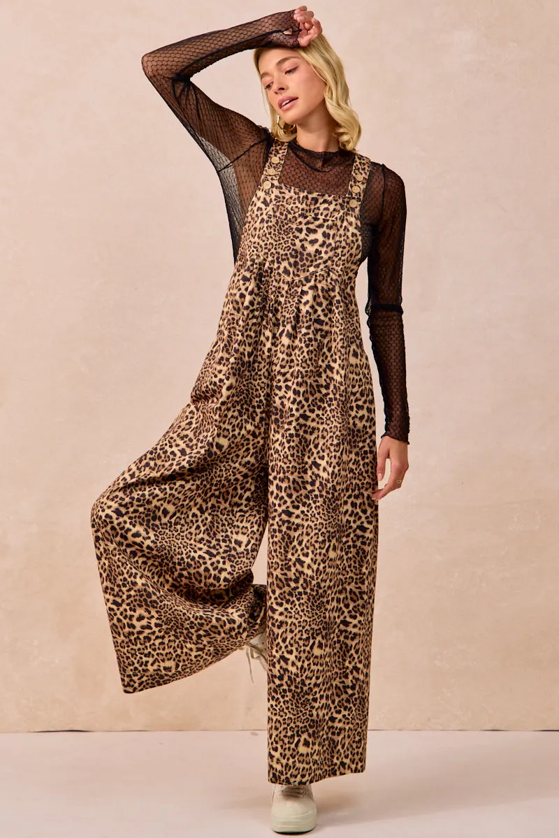 IB1130R-59 | LEOPARD PRINTED OVERALL WITH TUCK DETAIL AND POCKET Fast Move