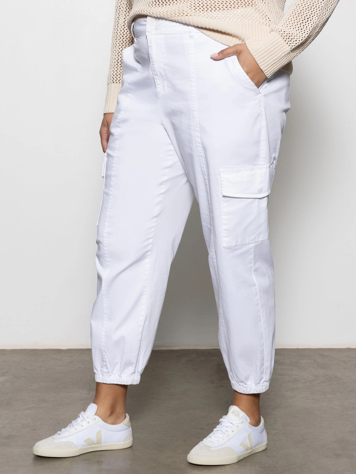 Soft Texture Rebel Standard Rise Pant Brilliant White Extended Sizing