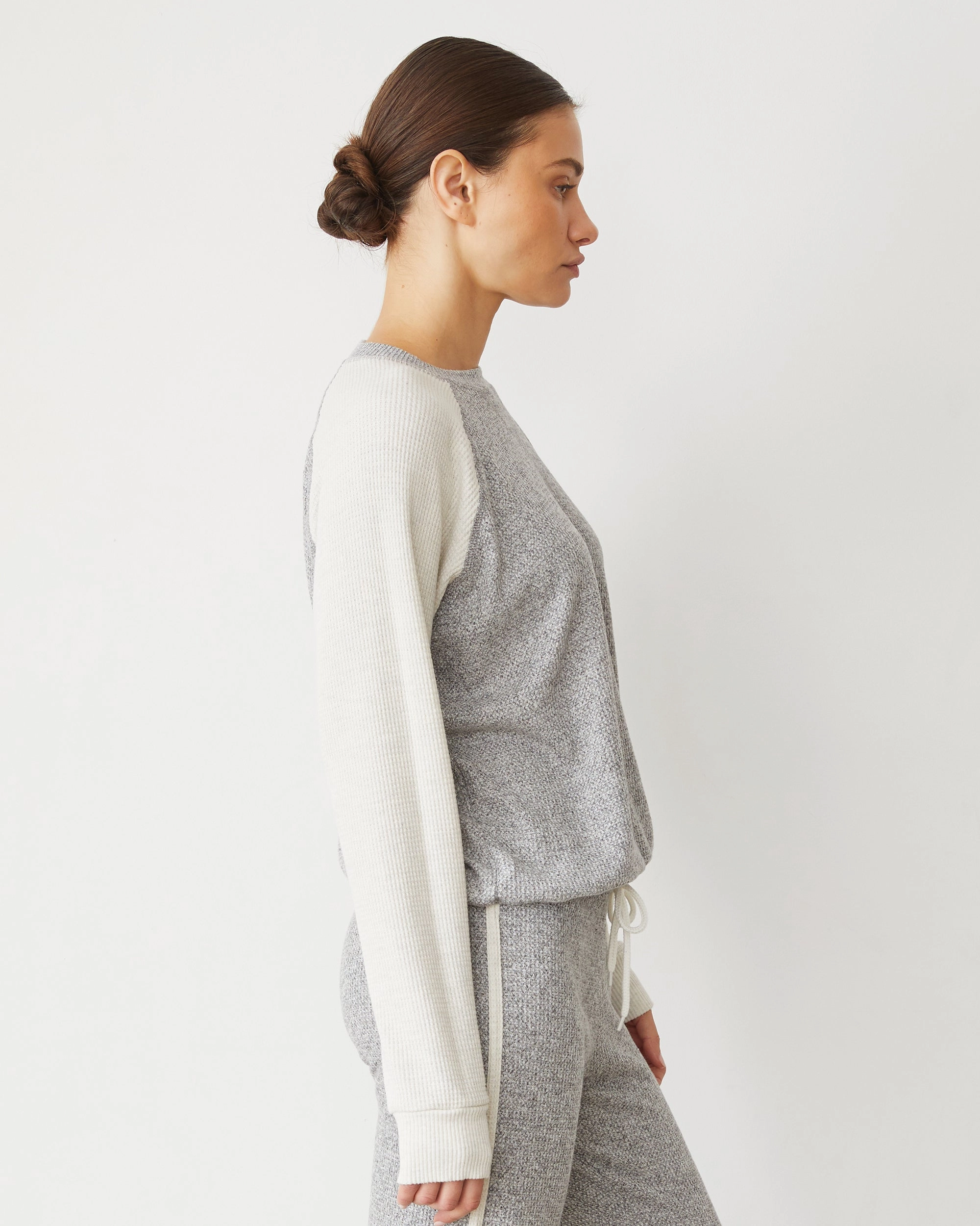 Brushed Thermal Color Block Raglan Essential Quality