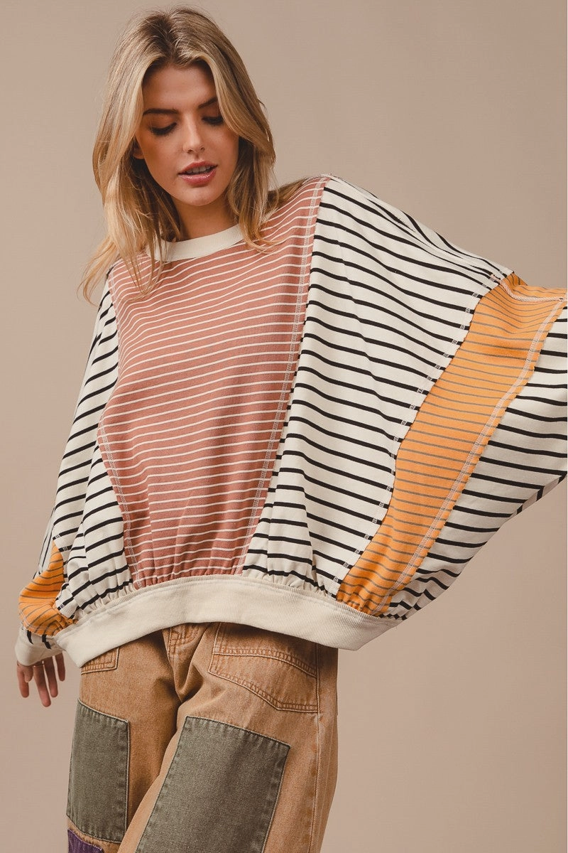 IT1842R-01 | STRIPE MIXED AND MATCH LOOSE FIT TOP Style Staple