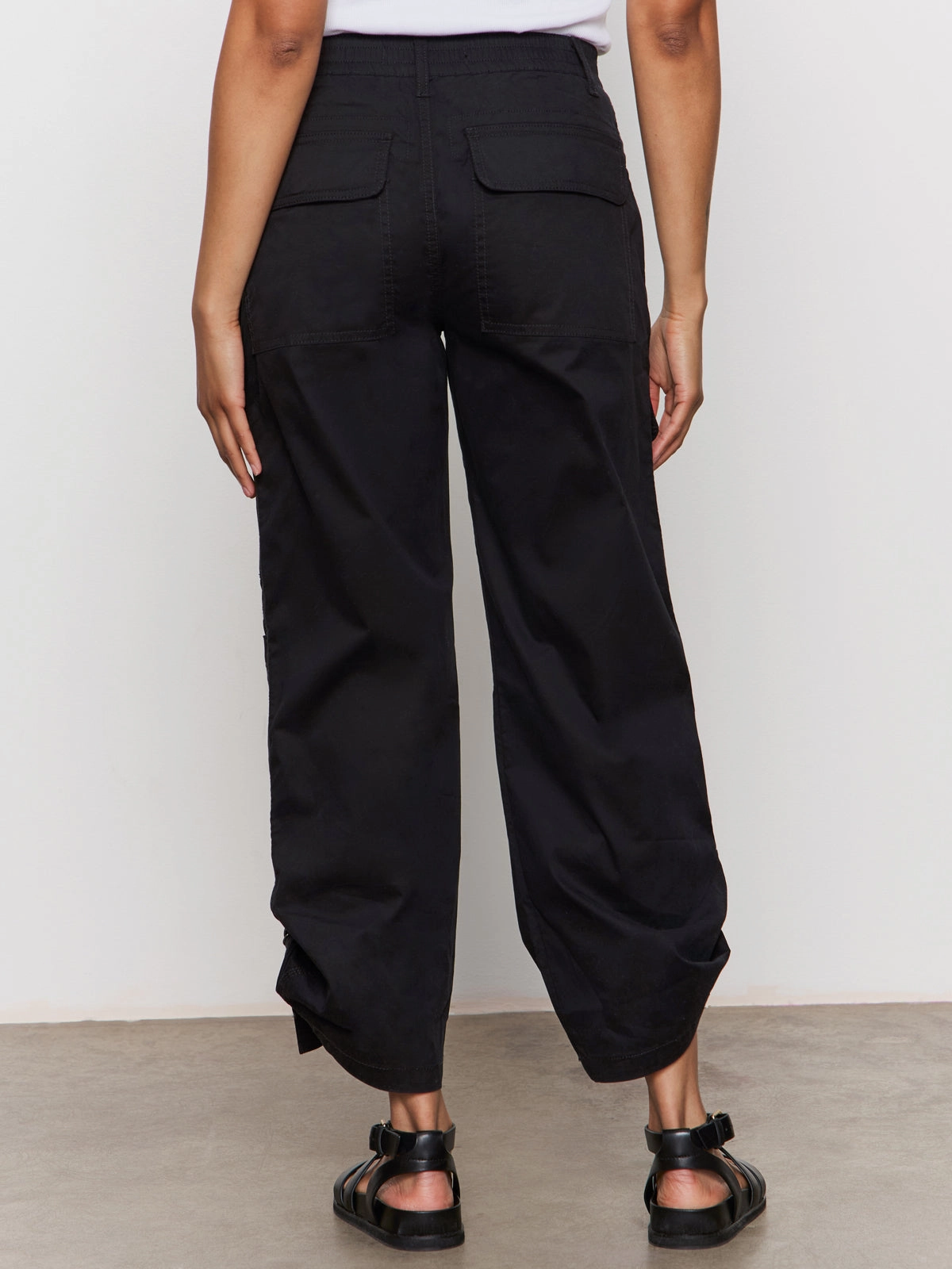 Cali Cargo Standard Rise Pant Black Classic Look