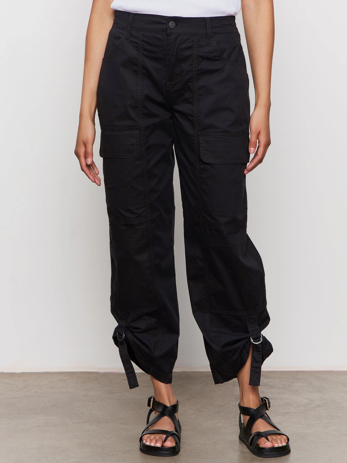 Cali Cargo Standard Rise Pant Black Timeless Look solid color minimalist