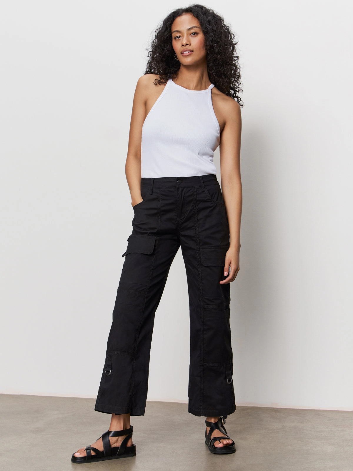 Cali Cargo Standard Rise Pant Black Versatile Style