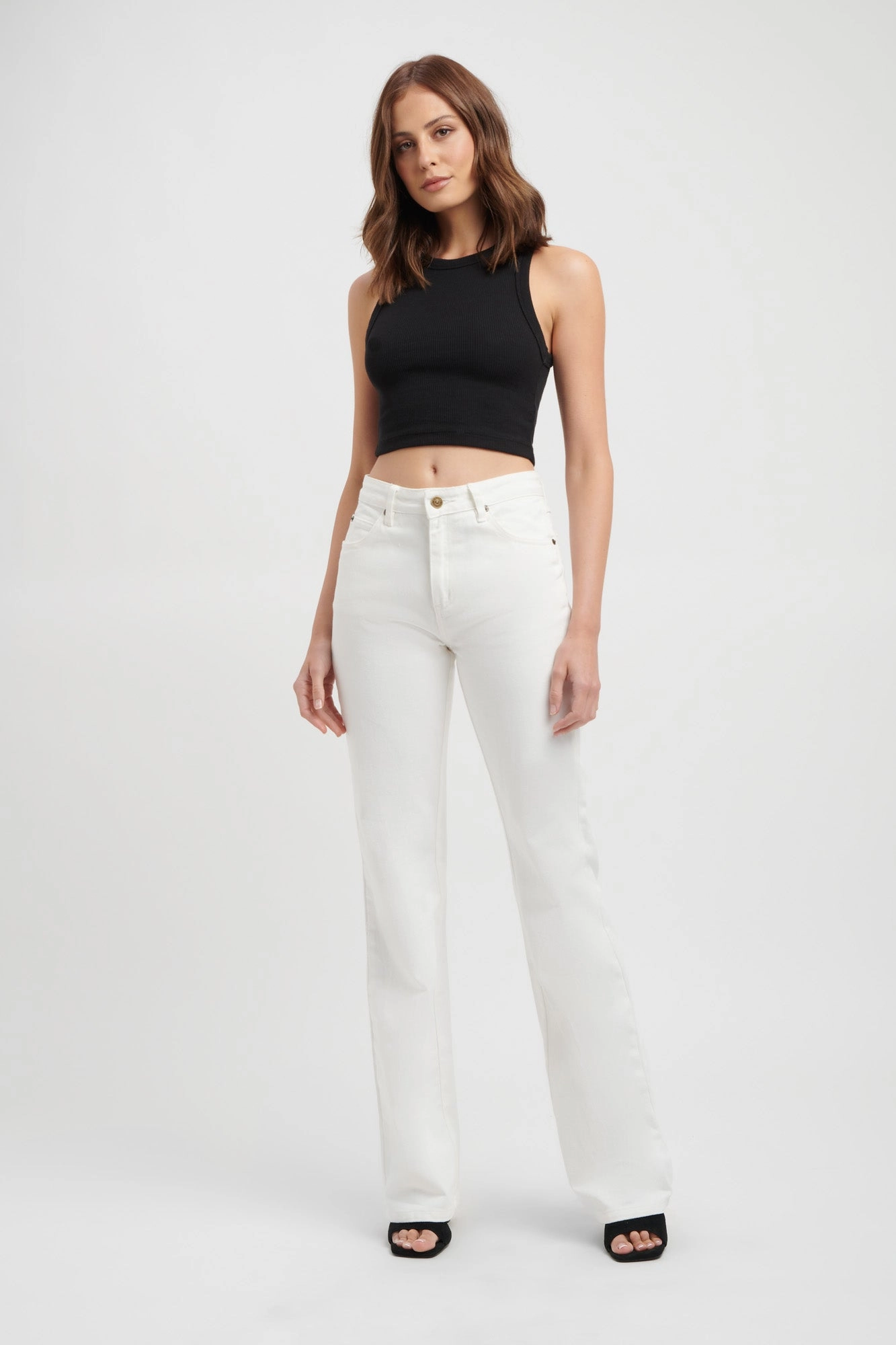 Carlen Low-Rise Jean clean look