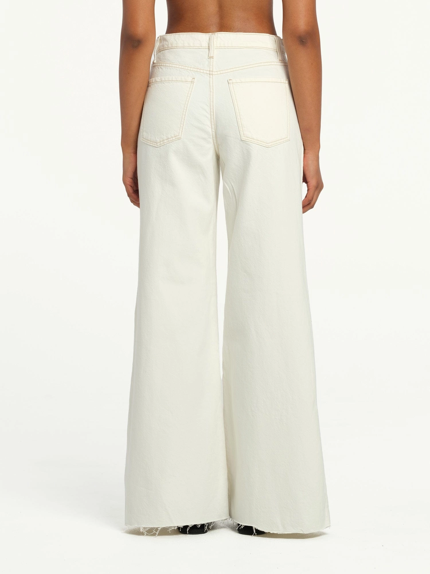 Carly Jean Ivory Authentic Finish