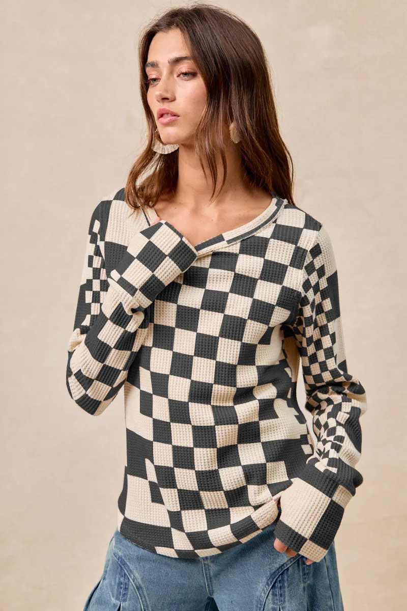 IT4547G-04 | CHECKER PRINT WASHED WAFFLE THERMAL TOP WITH THUMB Soft Touch Fabric Simple Detail