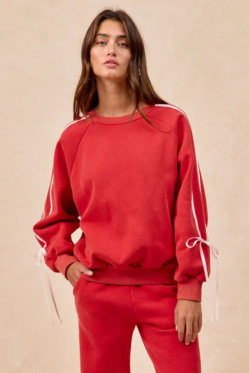 Solid shade IT4866G-01 | SIDE LINED BOW DETAILS WASHED FLEECE SWEATSHIRT