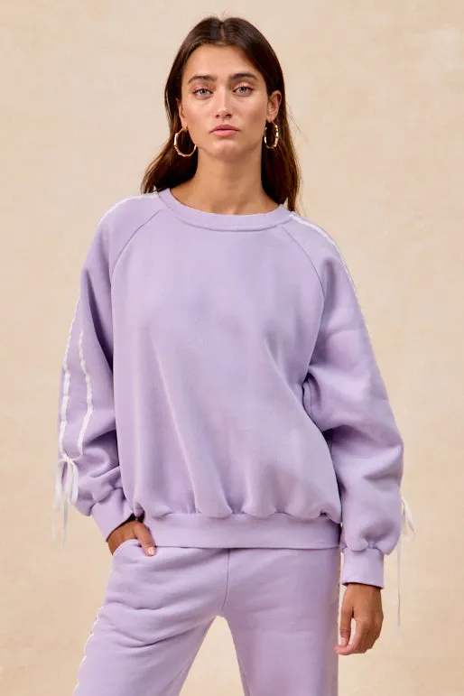 Street Active IT4866G-01 | SIDE LINED BOW DETAILS WASHED FLEECE SWEATSHIRT