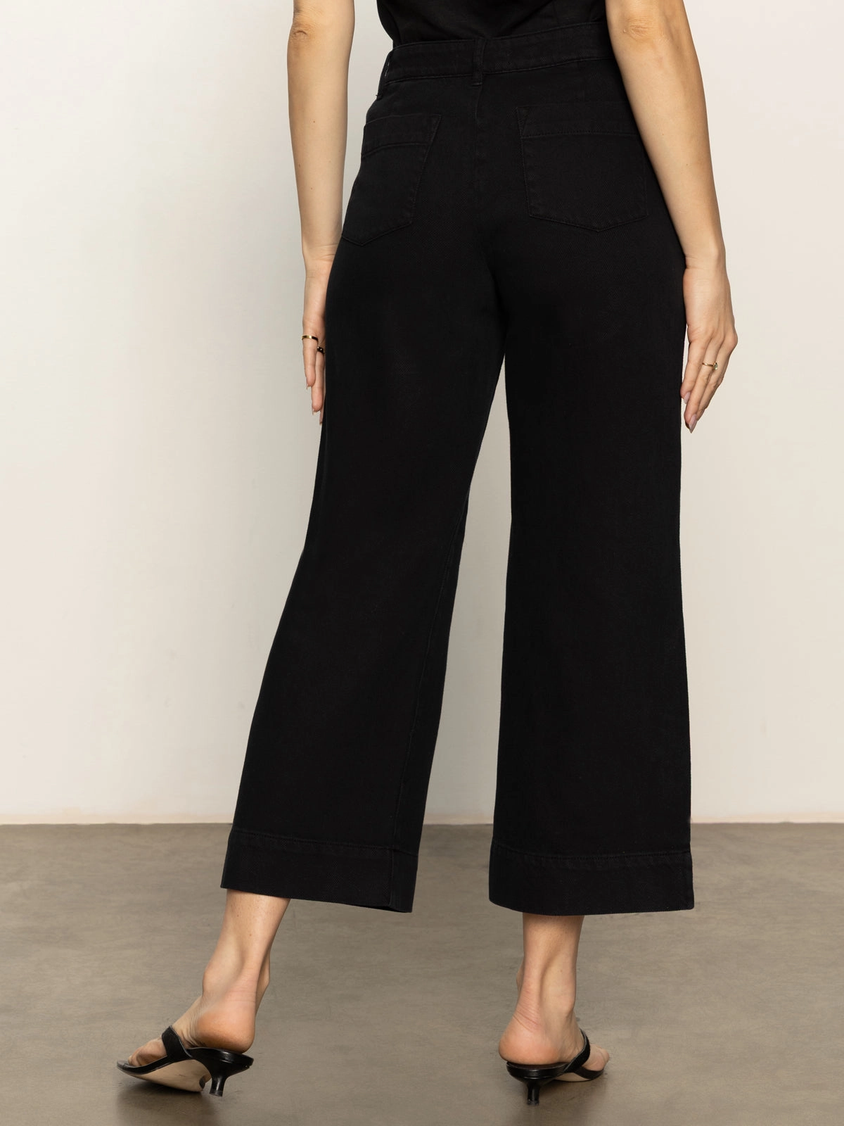 Casual Comfort Soft Marine Wide Leg Standard Rise Crop Pant Black