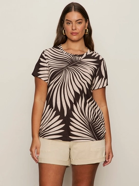 Chic everyday top Smart Outfit Ready The Perfect Tee Mesa Palm Extended Sizing