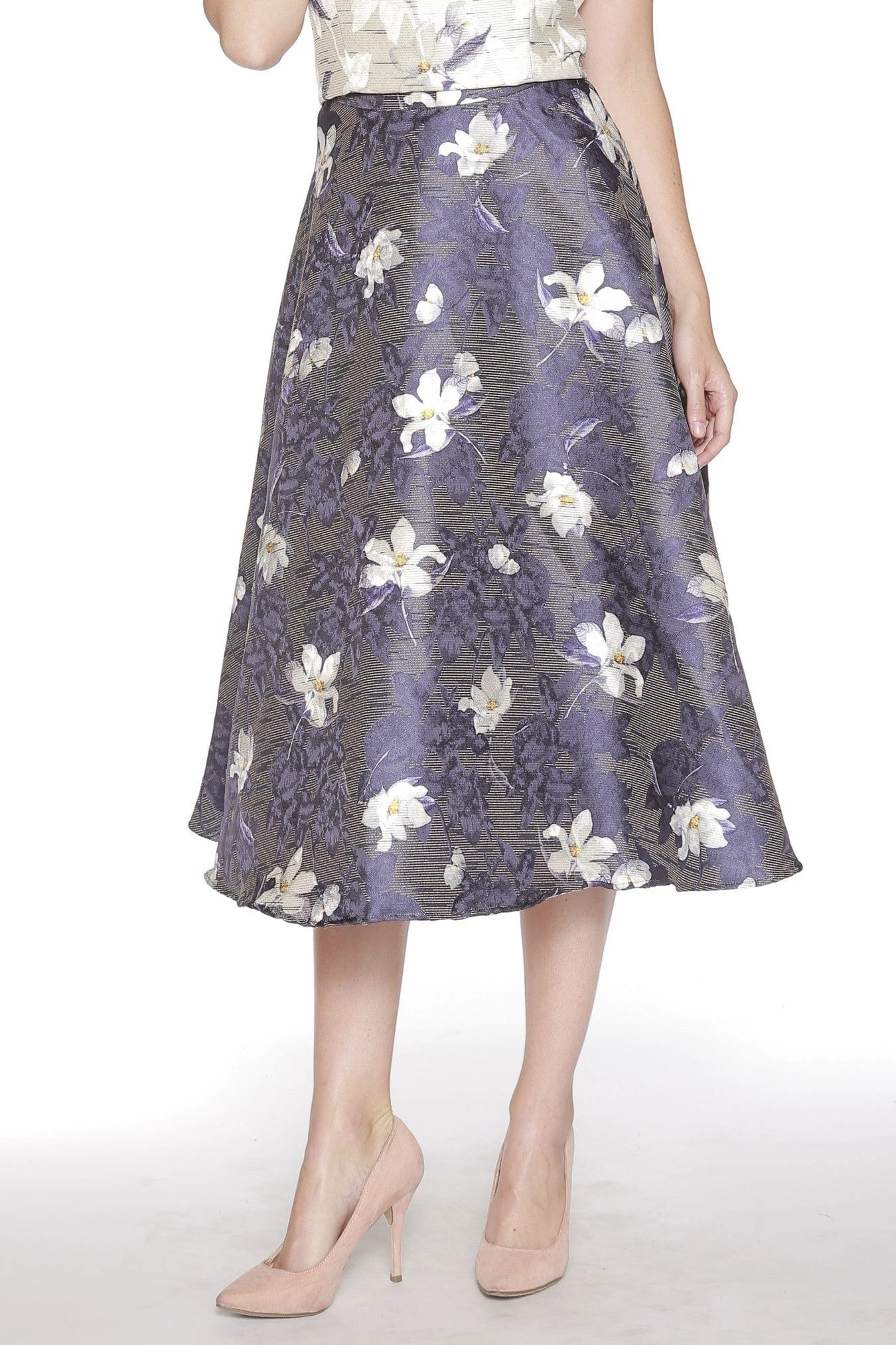 Casual Luxe Jacquard Floral MIdi Skirt