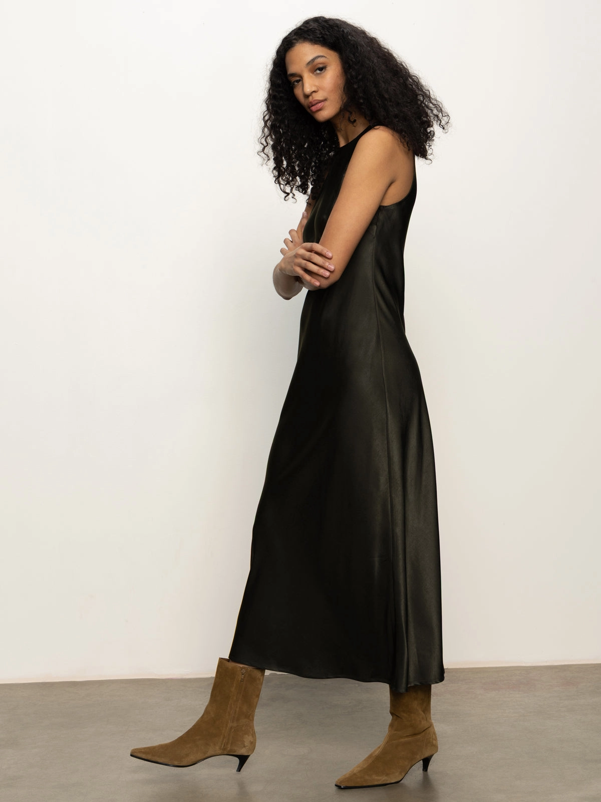 Chic Design Everyday Satin Dress Black Olive