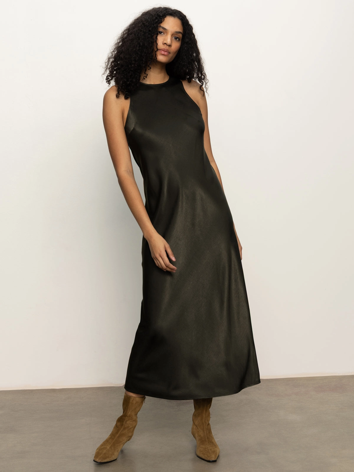 Chic Design Everyday Satin Dress Black Olive