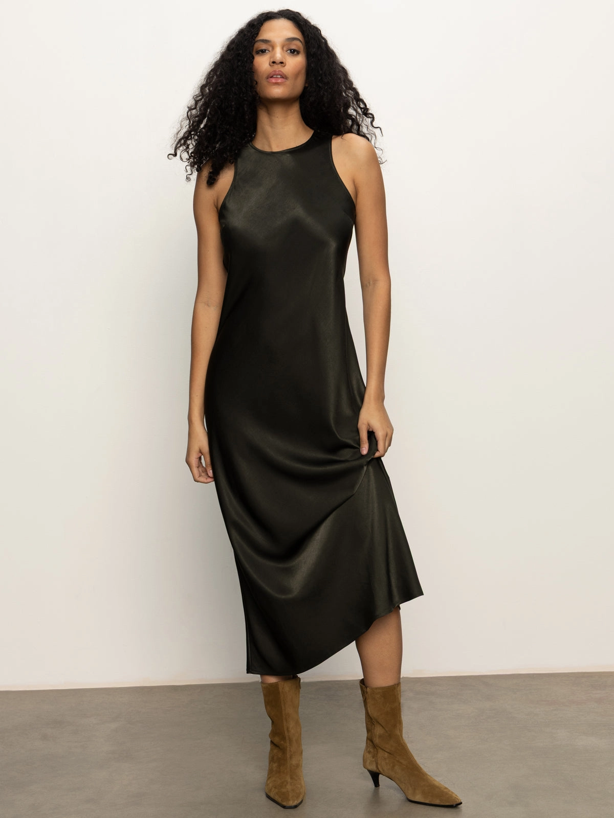 Chic Design Everyday Satin Dress Black Olive