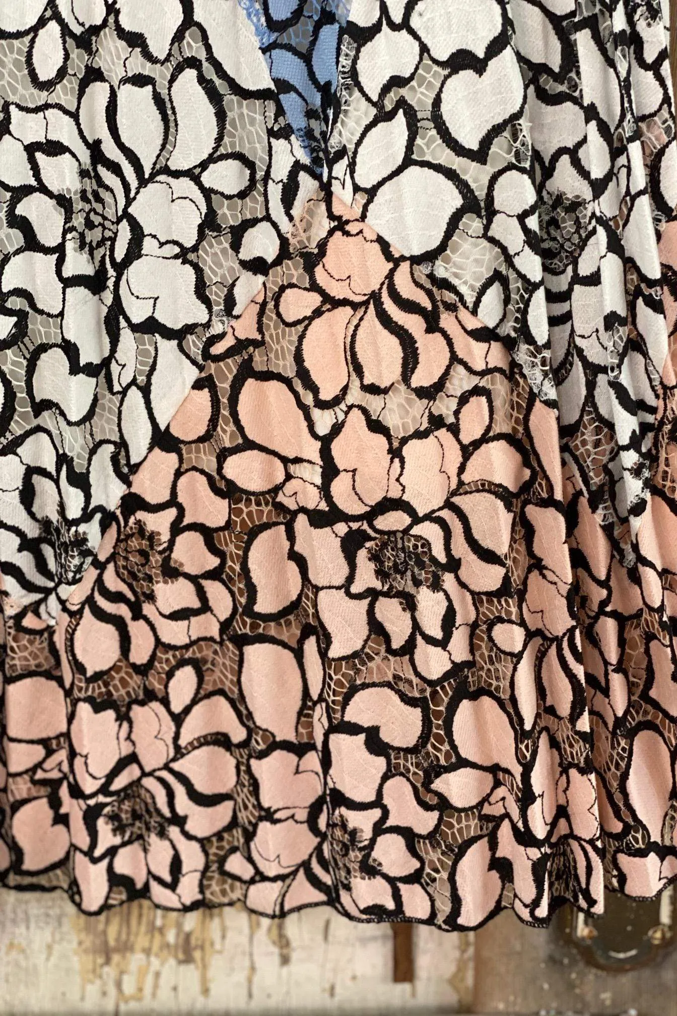 Chill Look Multi Color Lace Skirt Lillian