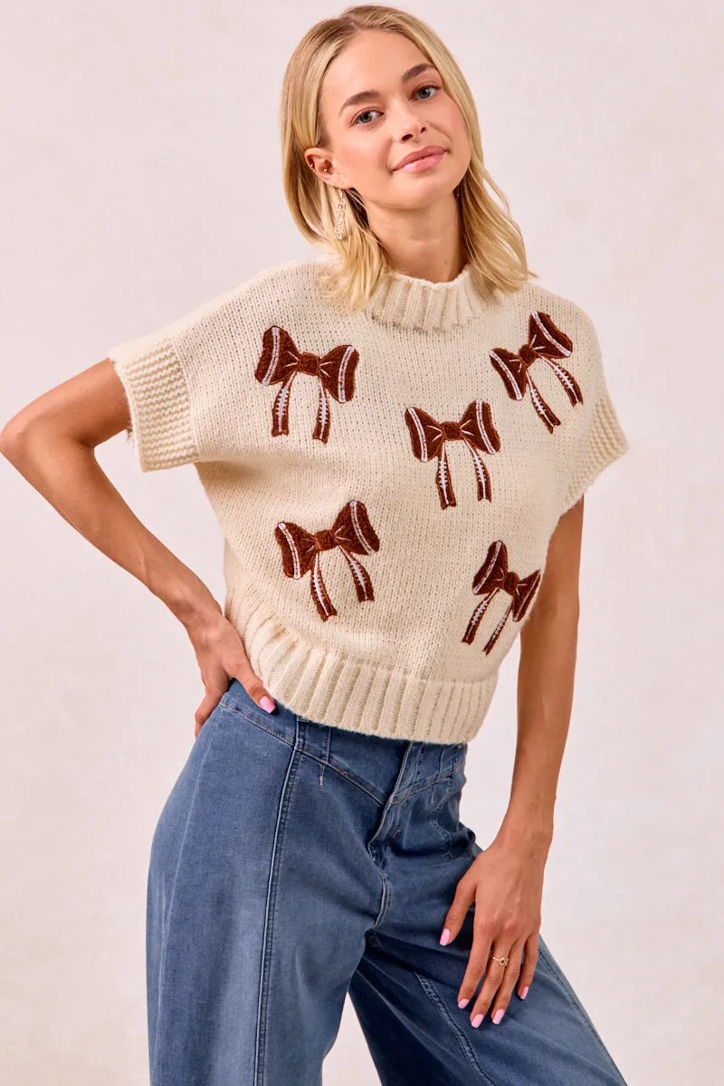 Effortless Look City Chill Style IT1388K-31 | GAMEDAY THEME FOOTBALL RIBBON PATCHED TOP