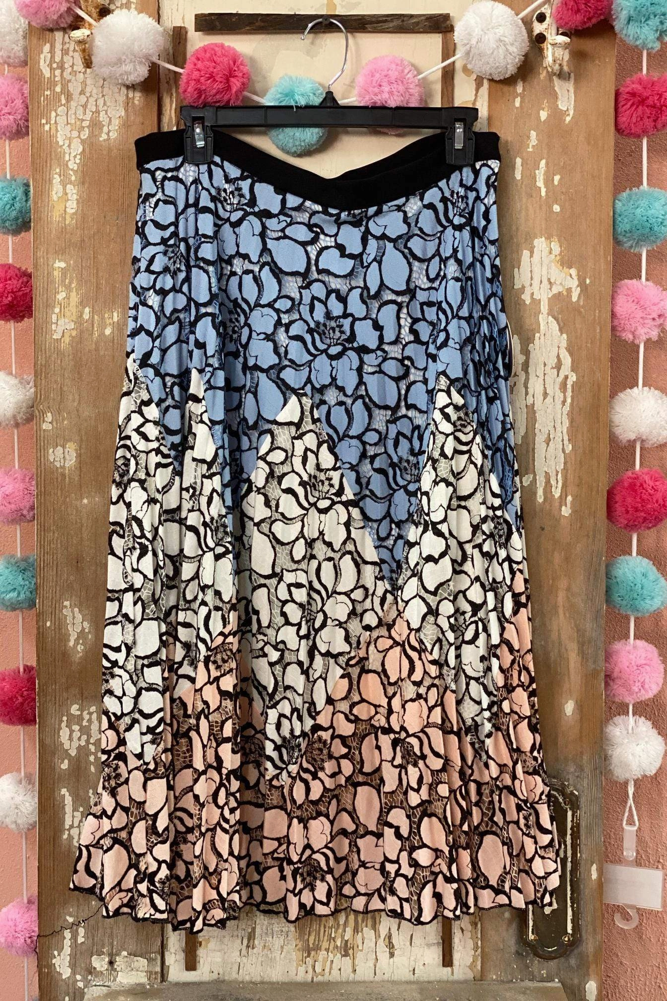 Chill Look Multi Color Lace Skirt Lillian