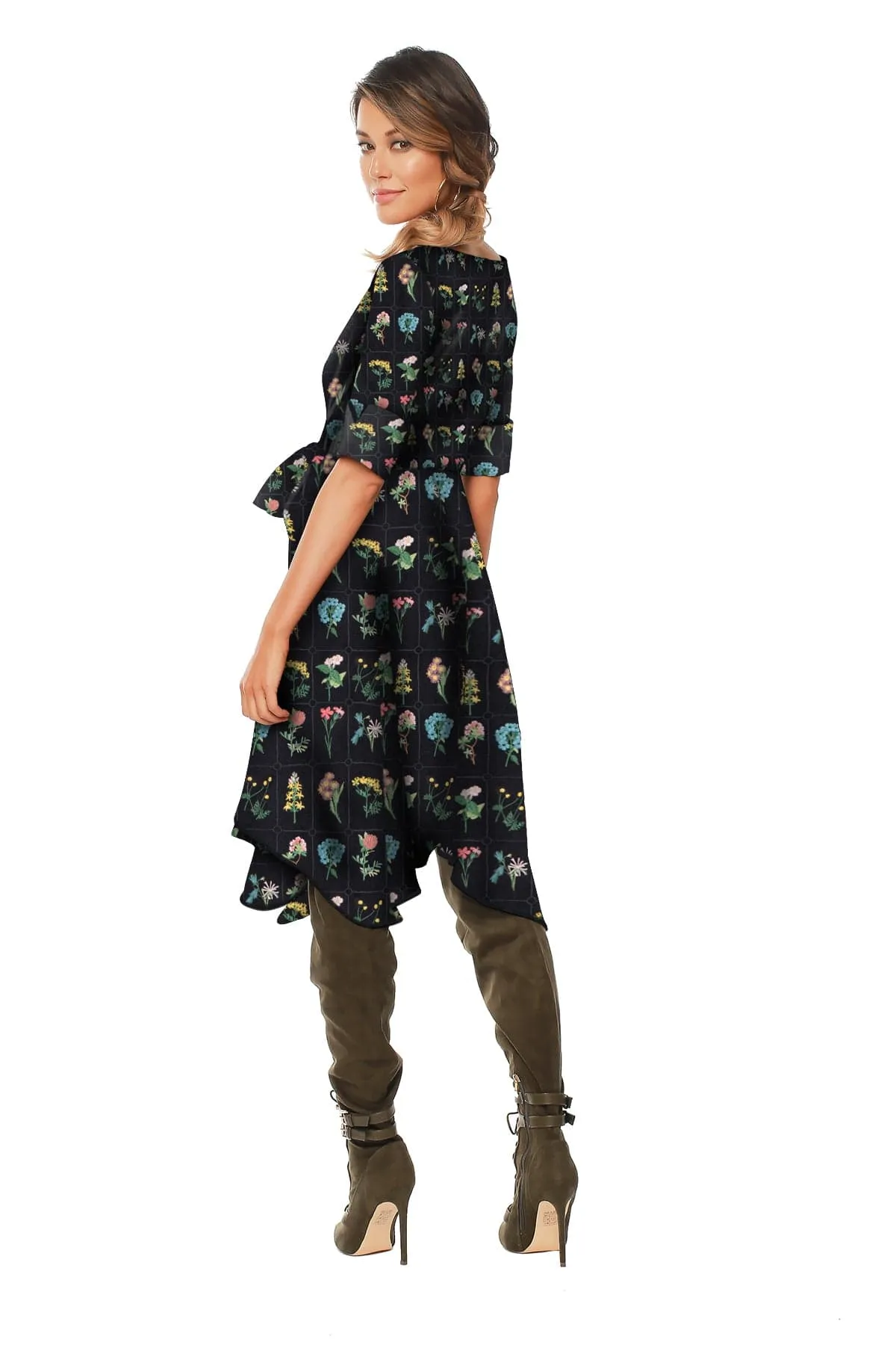 Classic Charm Ezra Dress ?C Botanicals