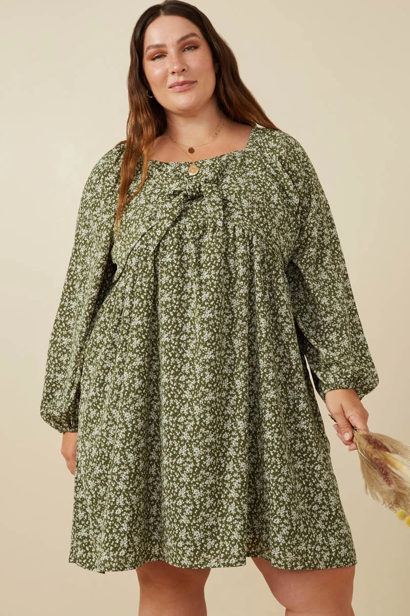 Classic Cut Side-Pocket Ditsy Floral Tie Front Smocked Back Dress