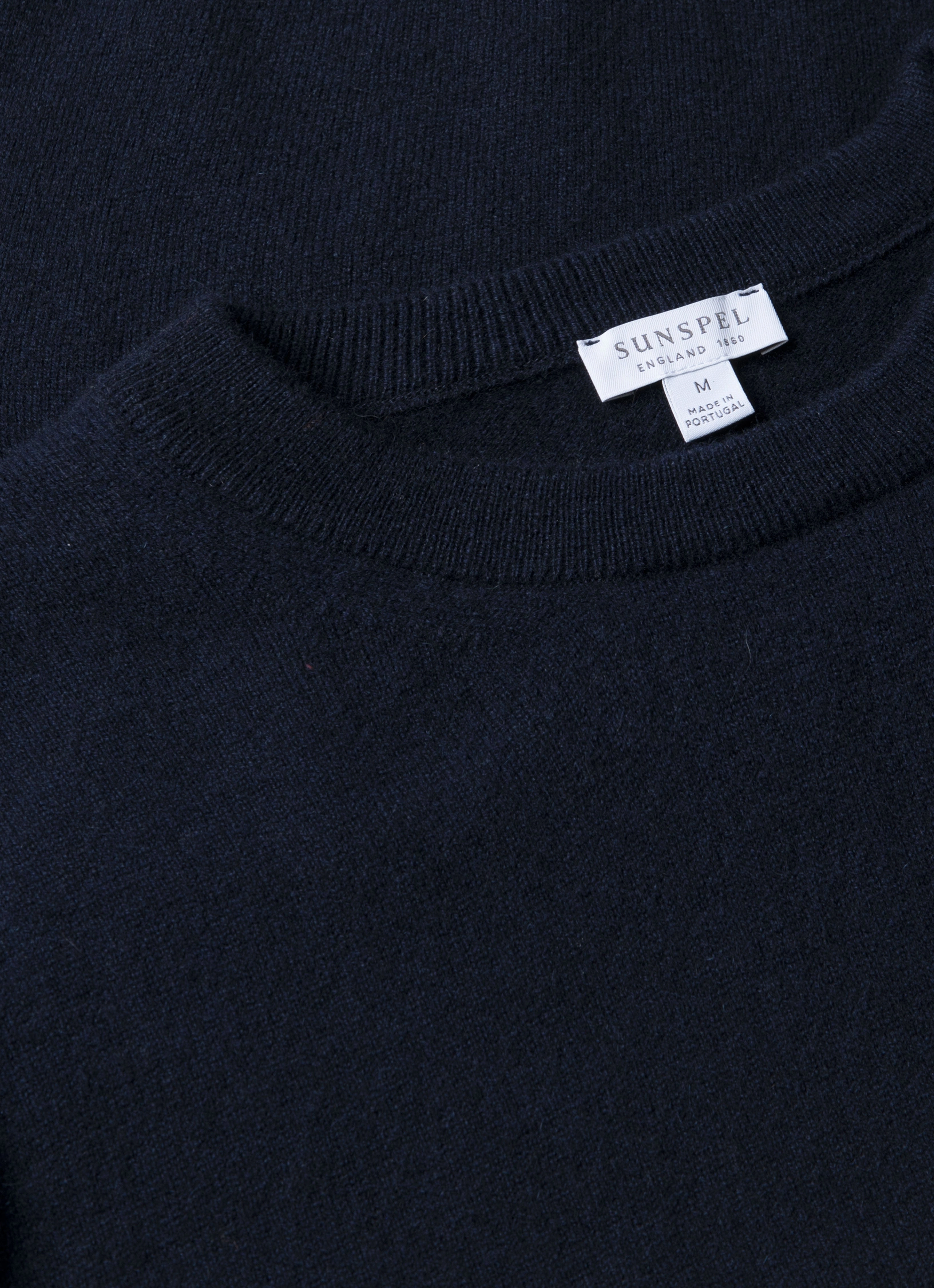 Classic Style Men's Cashmere Crew Neck Jumper in Navy