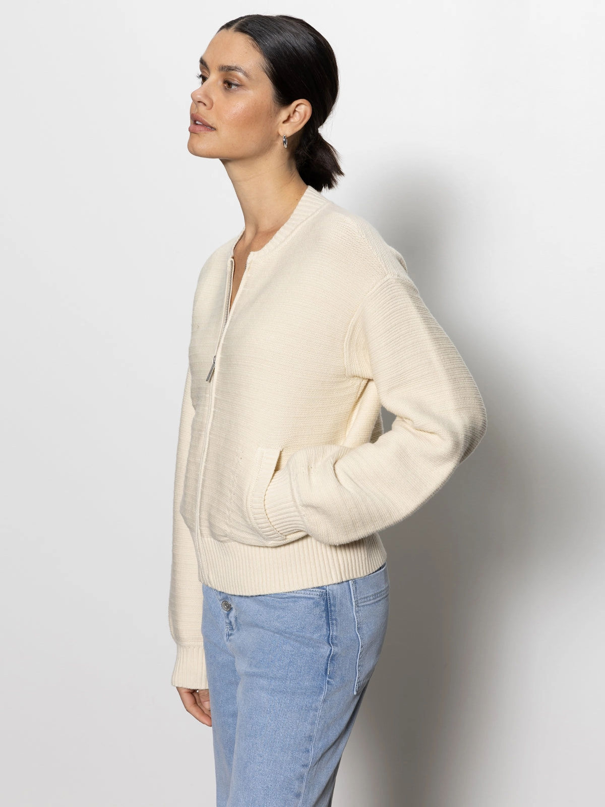 Classic Wear Knitted Bomber Jacket Muslin