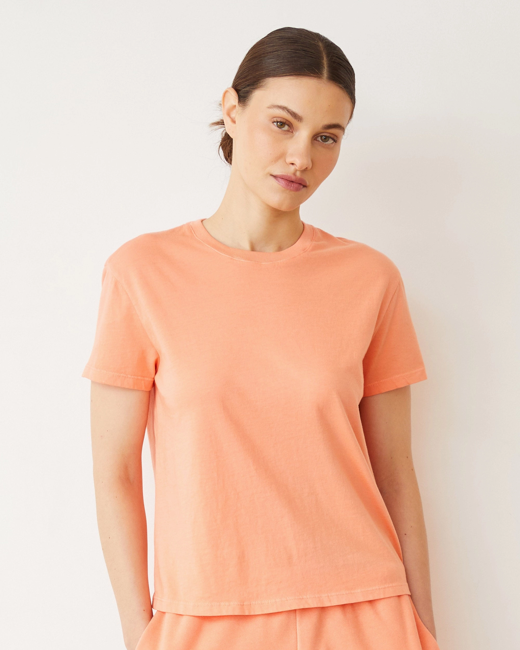 Comfortable Layering Basic Crew Neck Tee