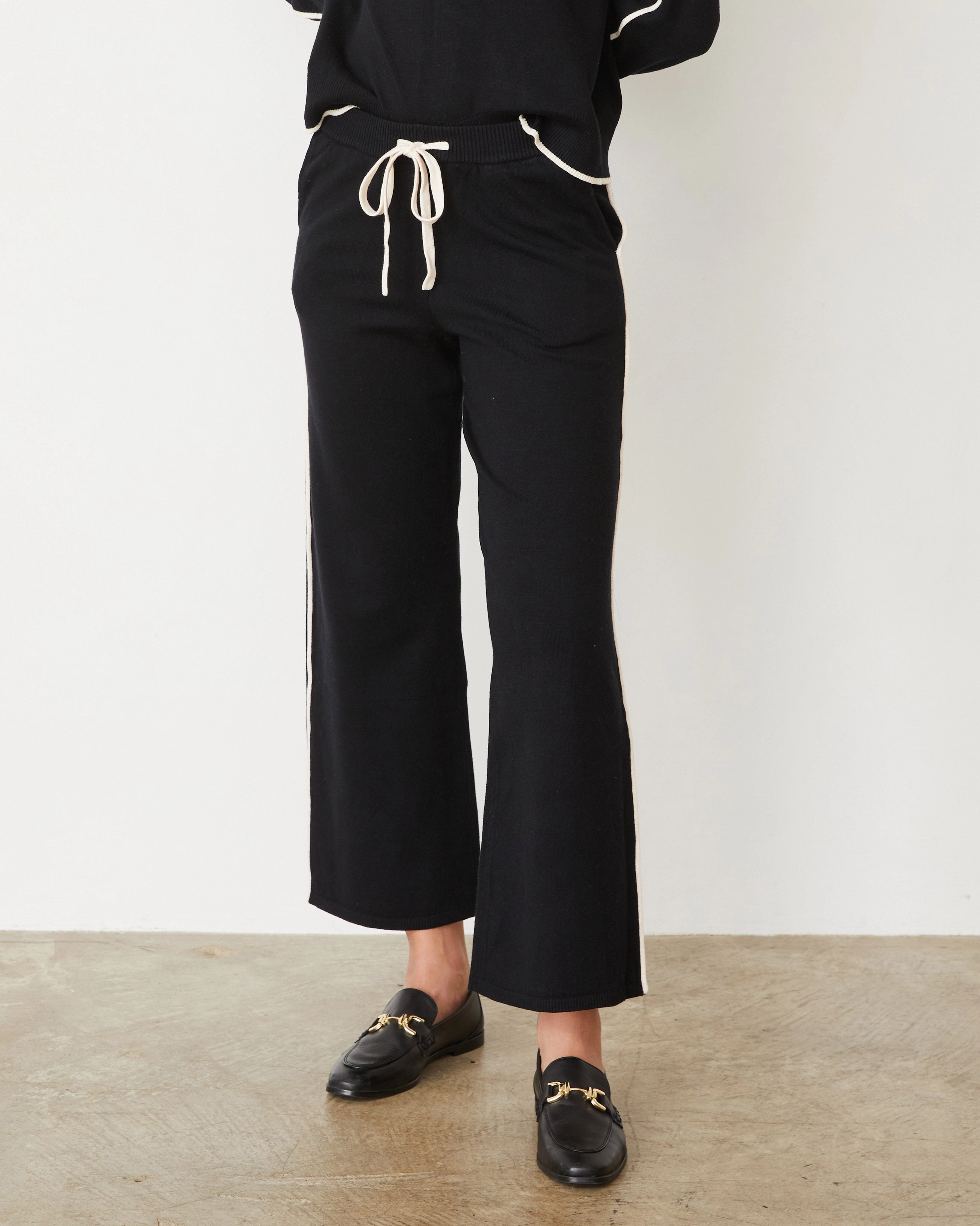 Lightknit Pant With Contrast Piping Premium Business