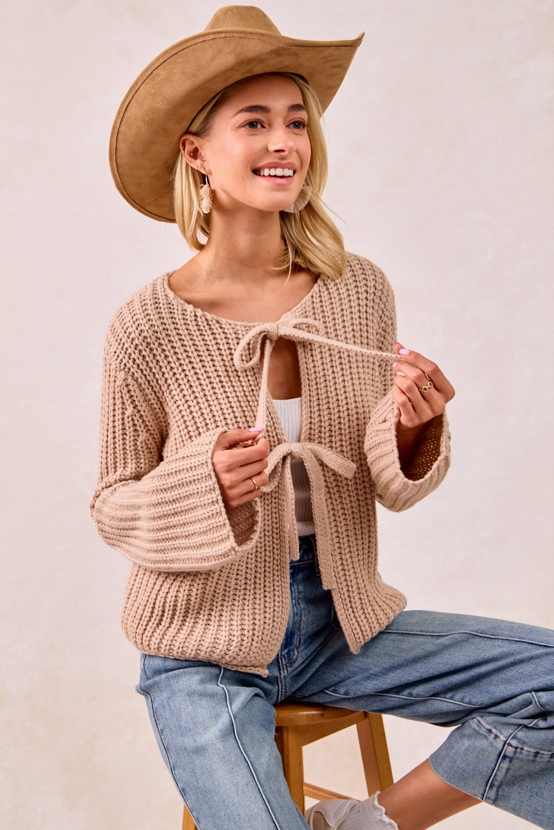 Hiking Trail Outfit IT4322R-01 | SOLID LOOSE GAUGE KNIT SWEATER TOP WITH BOW TIED