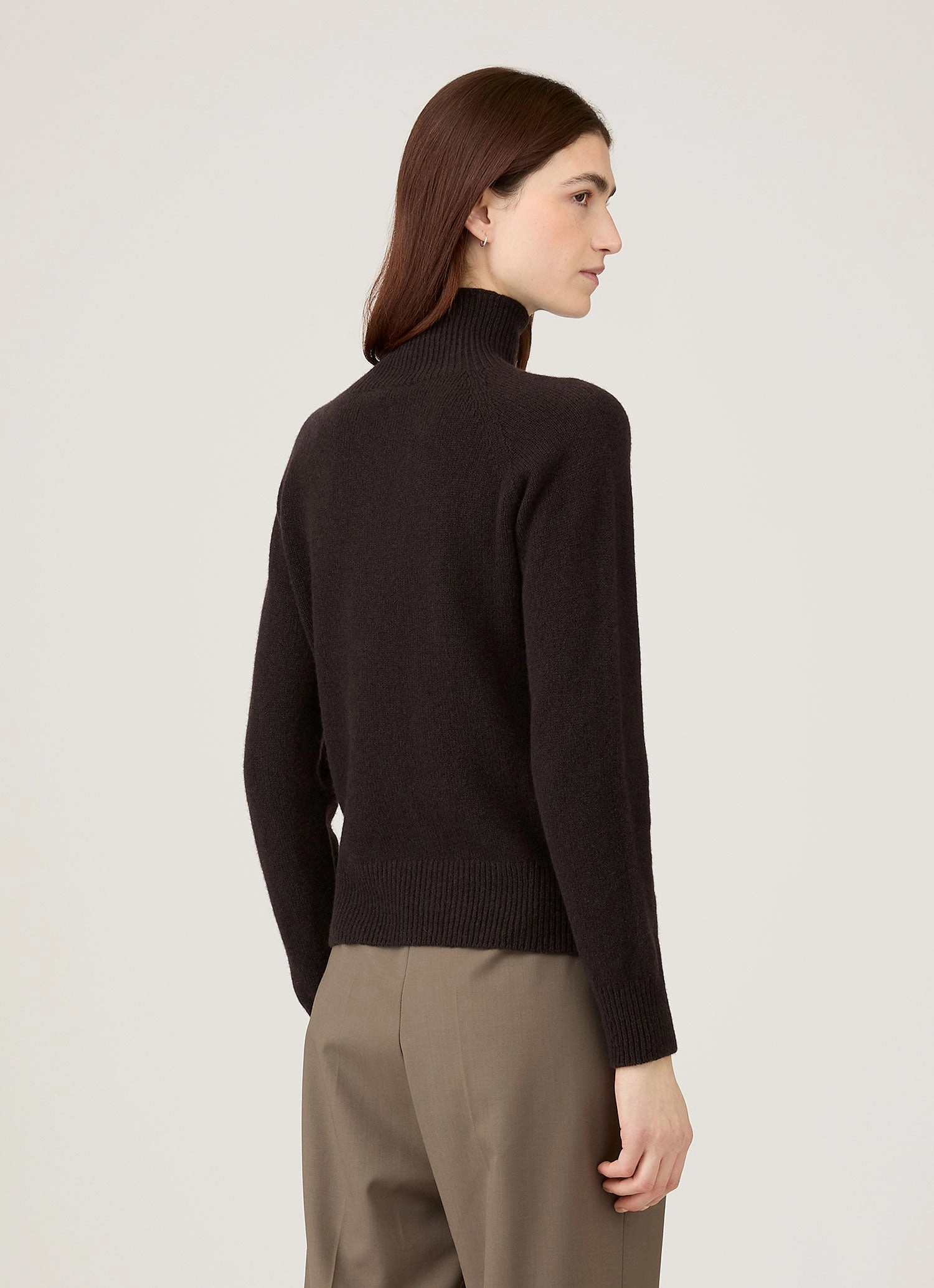 Cozy Vibe Women's Lambswool Funnel Neck Jumper in Truffle