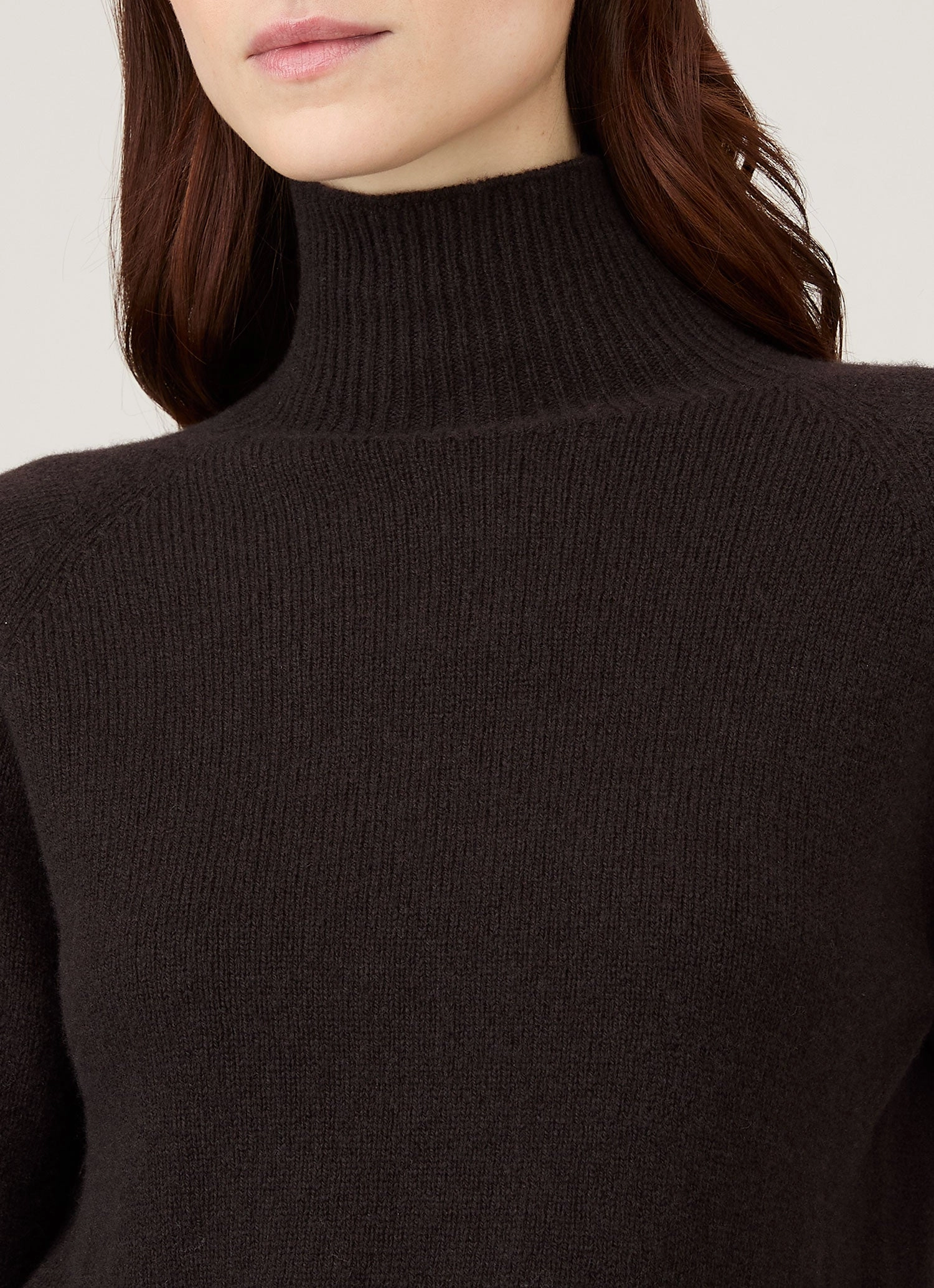 Cozy Vibe Women's Lambswool Funnel Neck Jumper in Truffle