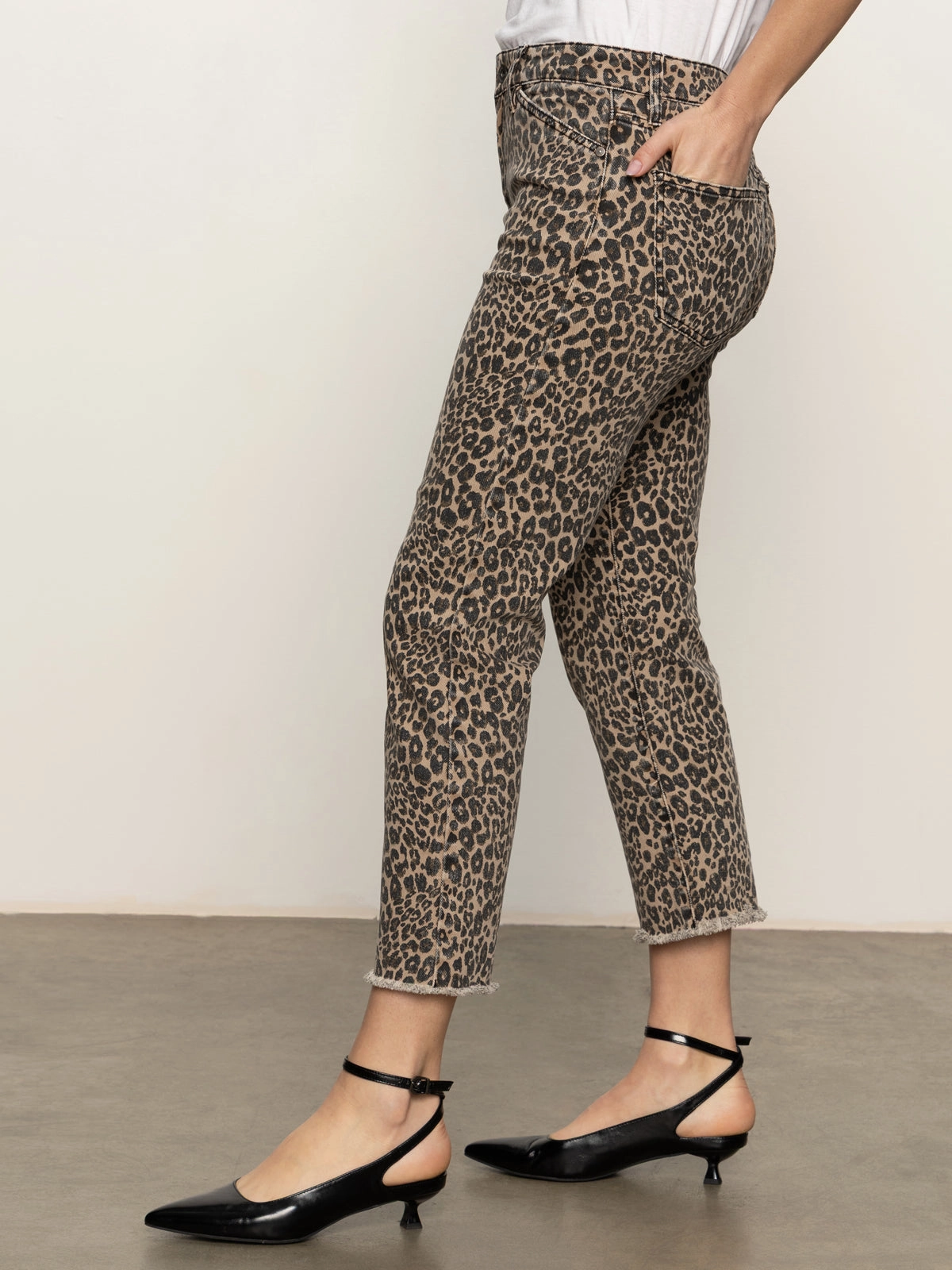 Cuffed-sport Cadence 90's Straight Crop Jean French Kitty