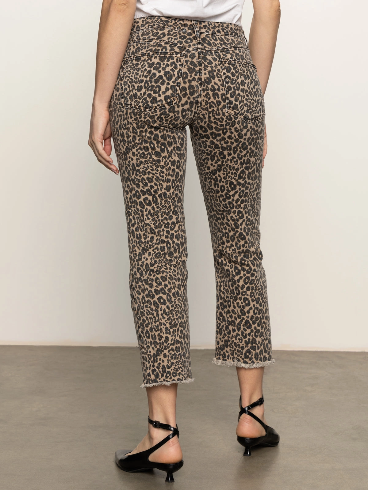 Cuffed-sport Cadence 90's Straight Crop Jean French Kitty