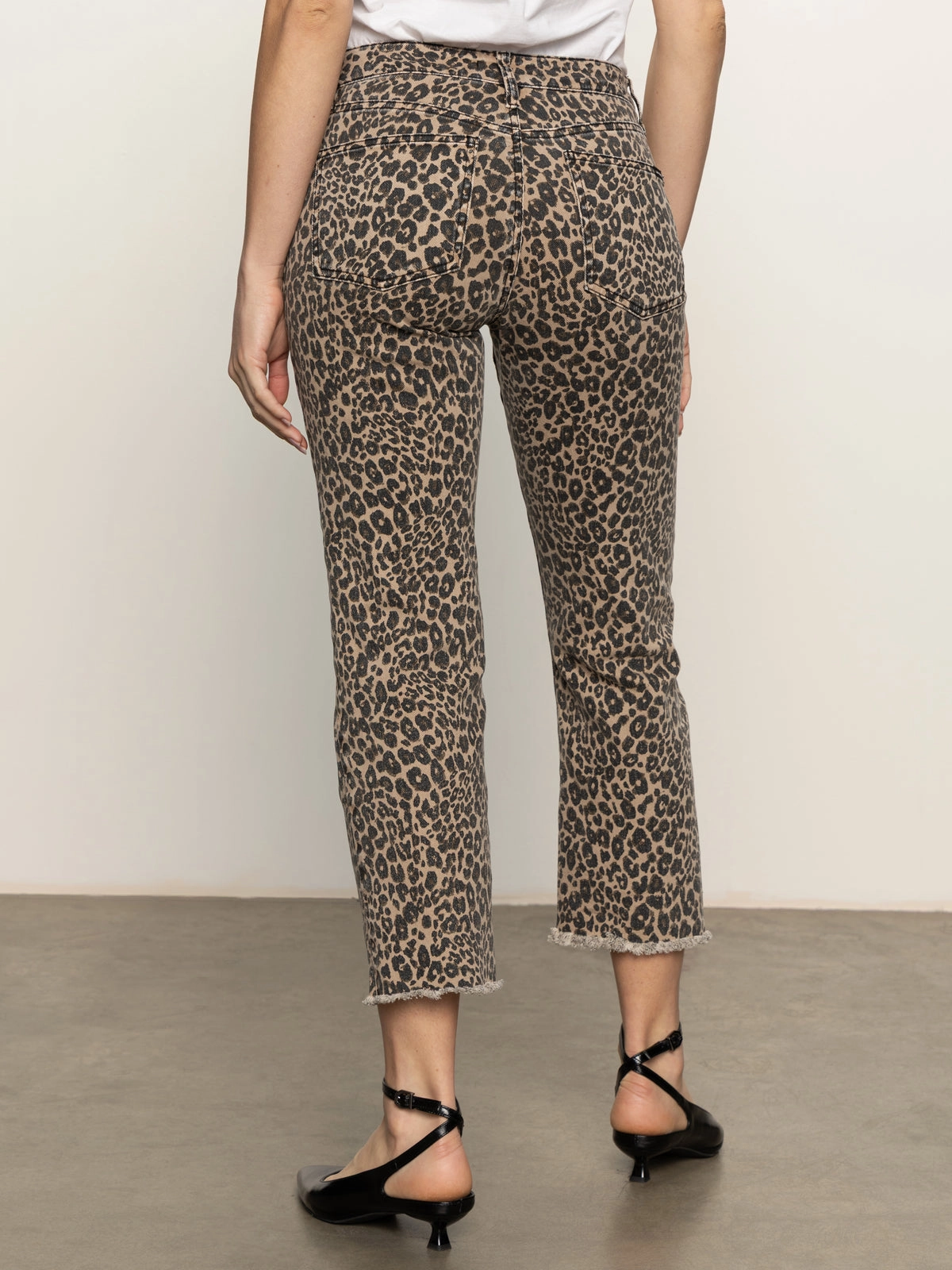 Cuffed-sport Cadence 90's Straight Crop Jean French Kitty