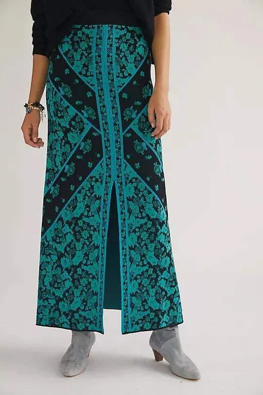 Daily Movement Floral Knit Midi Skirt