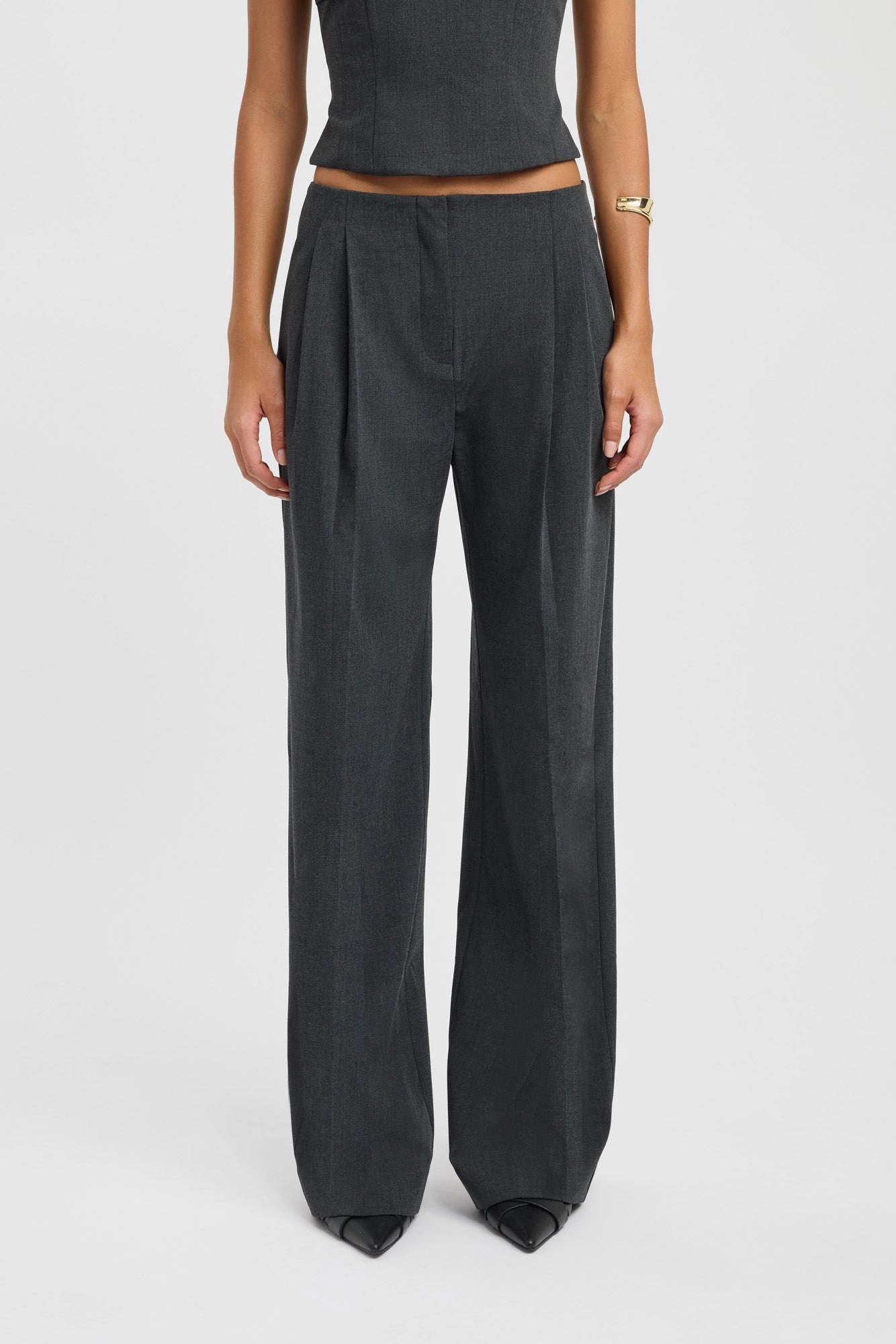 Dallas Pleated Pant Slim-fit