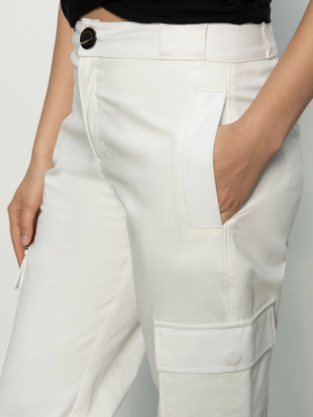 Denim Take Over Jogger Mid-Rise Pant Bleached White